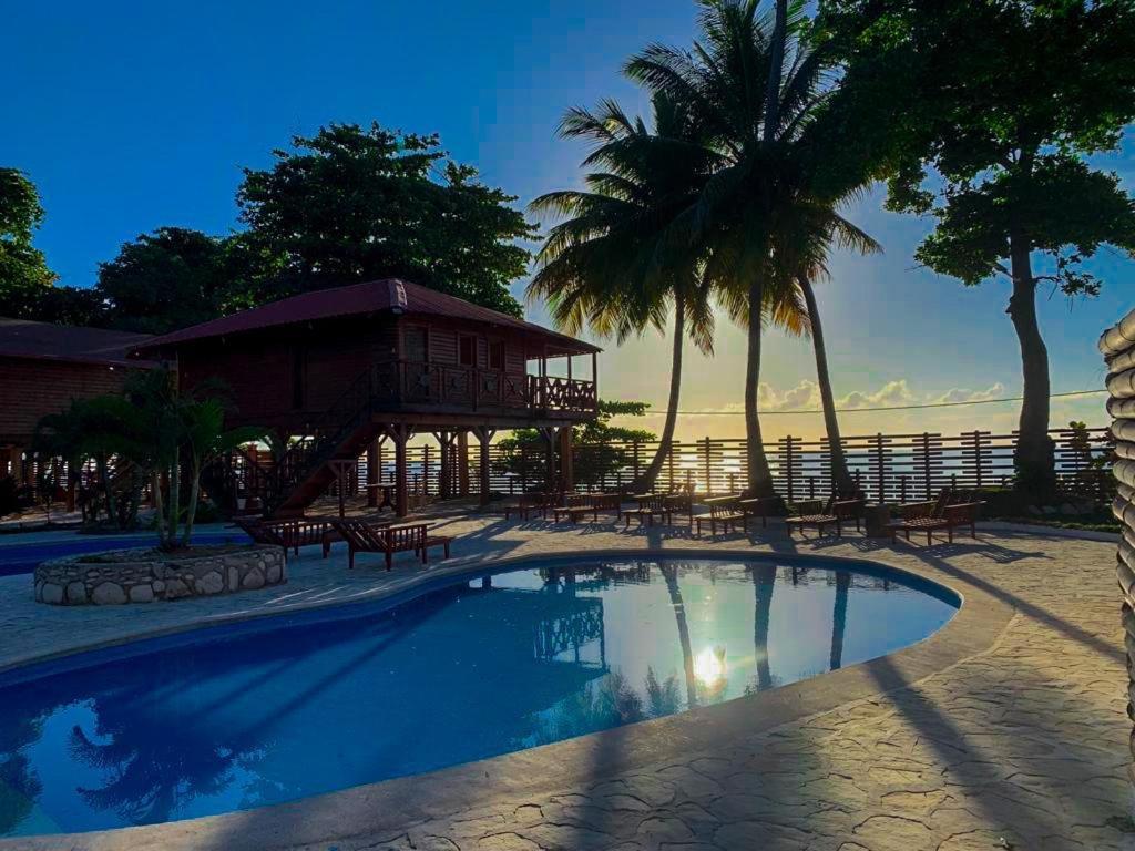 Hotel Sea Breeze Параисо Экстерьер фото